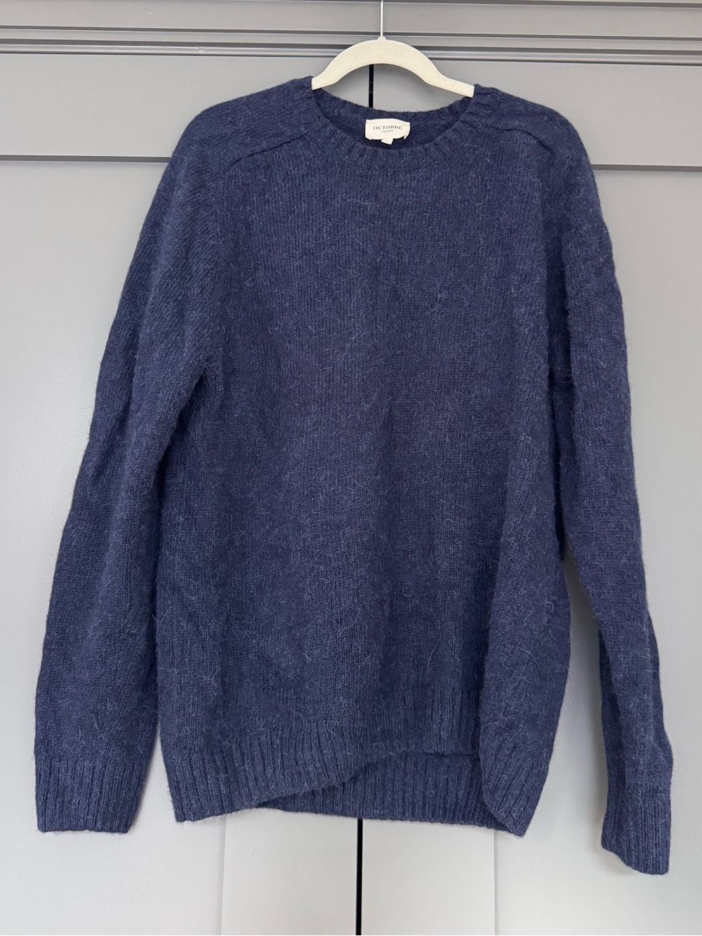 Octobre Editions mens blue sweater